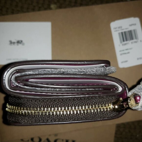 COACH Tri Wallet Metallic Leather Berry Classic "C" Brown NWT - Picture 12 of 12